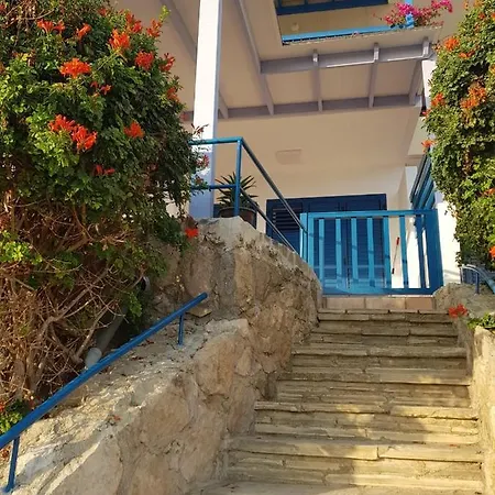 Trimithia Garden Holiday park *